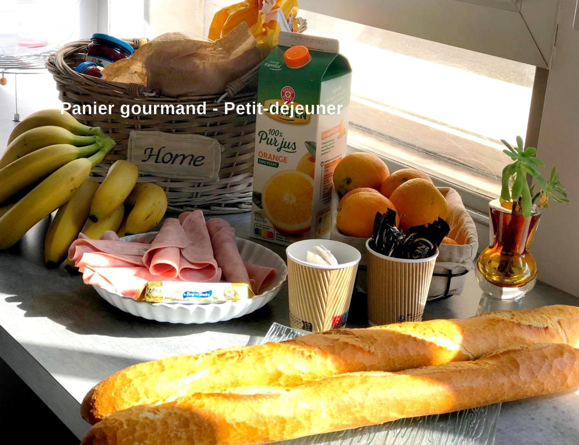 Sejour Perpignan Avec Petit-Dejeuner A La Demande Et Piscine A 20 Minutes De L'Espagne A Le Palace Climatise エクステリア 写真
